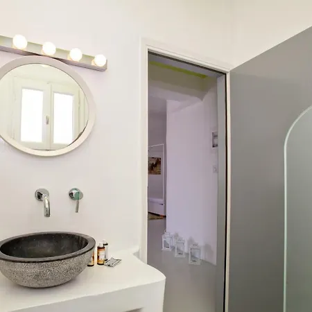 Camelia House - Triandaros Tatil Evi